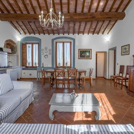 Agriturismo L' Agresto Casole dʼElsa Exterior foto