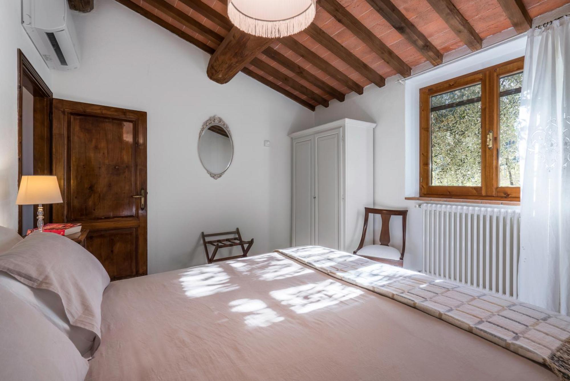 Agriturismo L' Agresto Casole dʼElsa Exterior foto