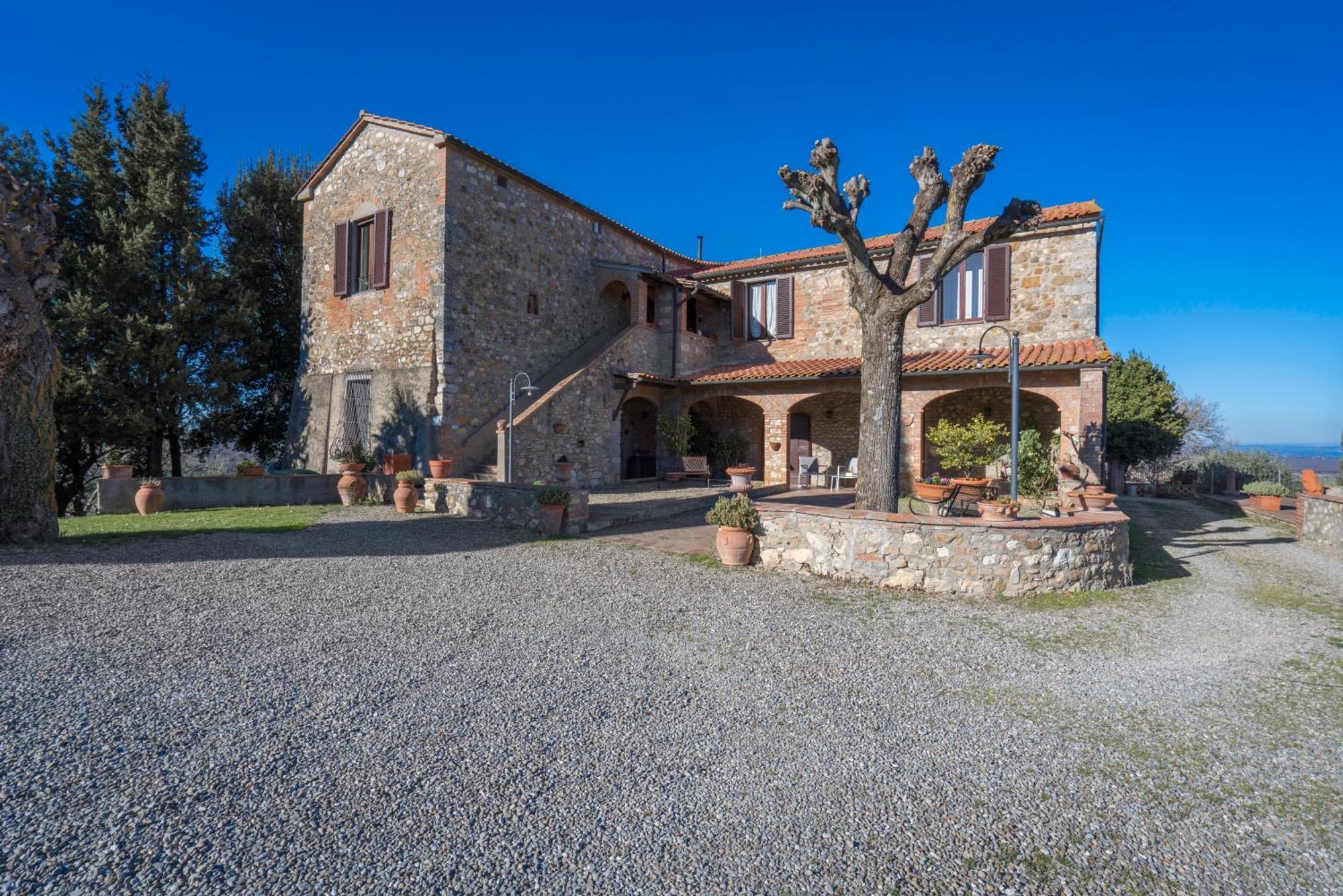 Agriturismo L' Agresto Casole dʼElsa Exterior foto